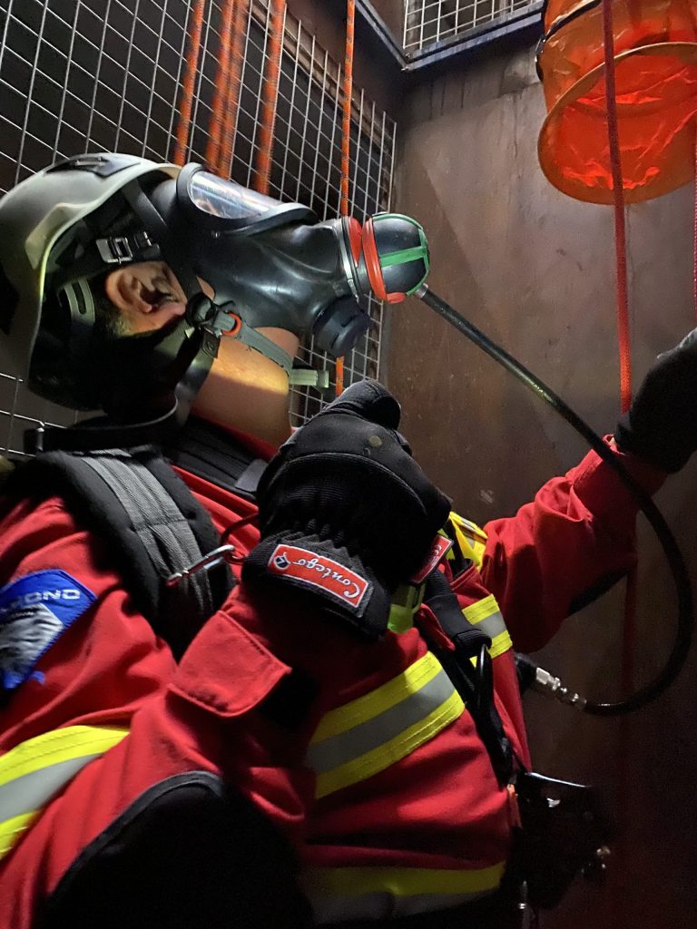 Student undertaking Confined Space Course